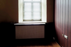 Basmane Garı'nın lojman penceresinin içeriden görünüşü