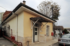 Basmane Garı içinde Dr. Mehmet Şahin'in muayehanesi