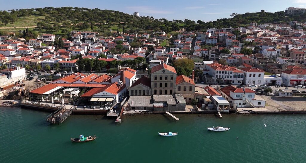 Zeytinin ve sanayinin liman kenti: Ayvalık