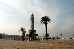 Atatürk Meydanı Kuşsuz [Fotoğraf : Turan Gültekin]
